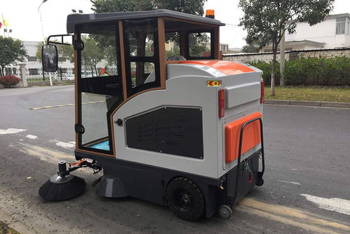 儀征專業(yè)工廠掃地車售后服務(wù)熱線 金鼎清潔設(shè)備保障無(wú)憂清潔